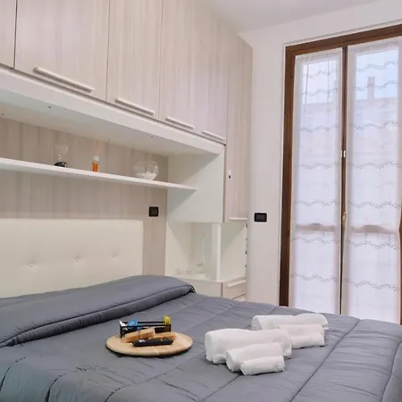 Apartment Seveso-stazione Design, Wifi & Garage Privato