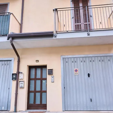 Seveso-stazione Design, Wifi & Garage Privato *